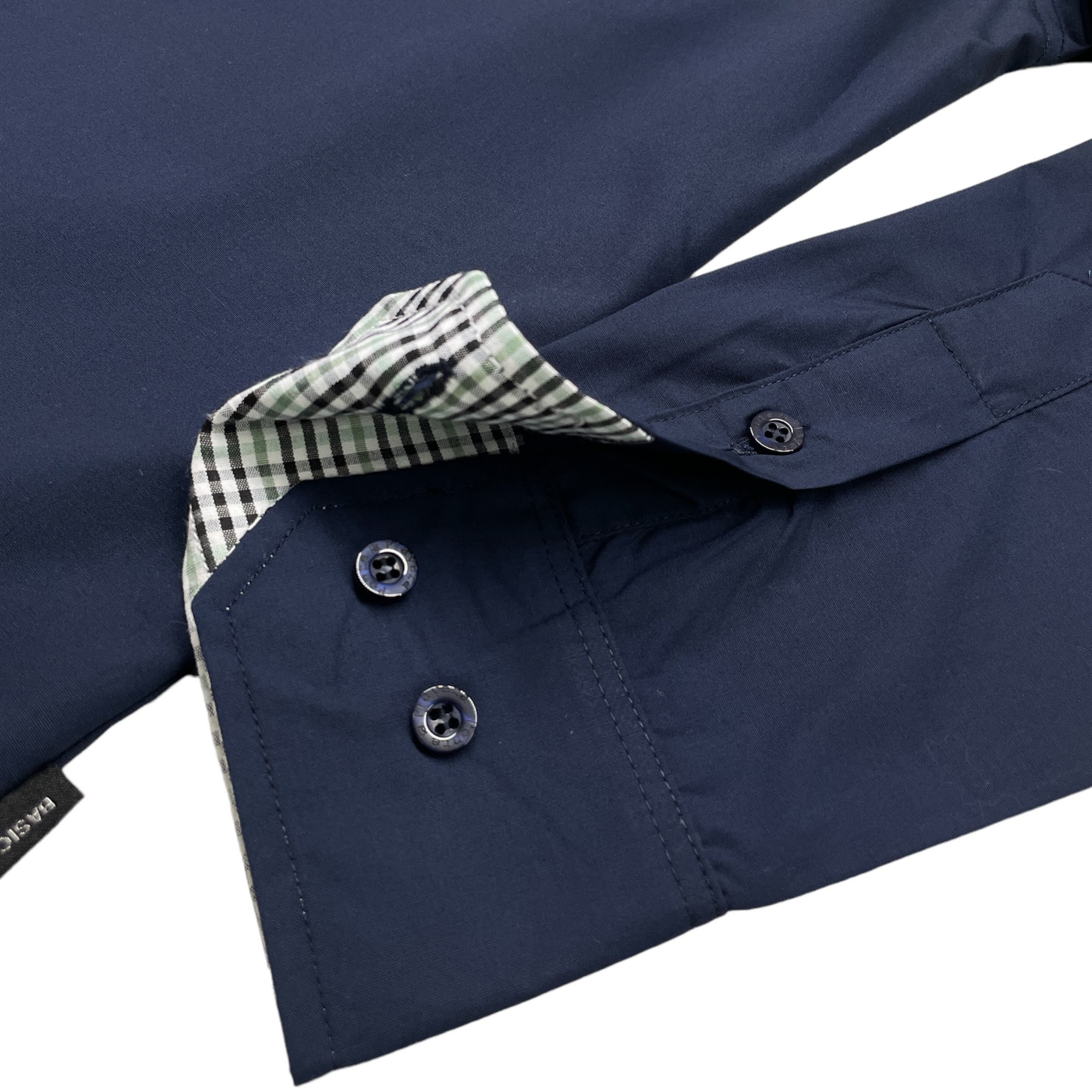 camisas, moda ejeucitva, ropa de trabajo, ropa empresas, camisas personalizadas,         ejecutivos, camisas bordadas 