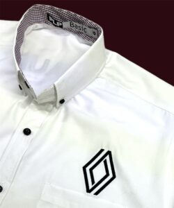 camisa racing, uniformes racing, uniformes renault, moda corporativa, uniforms personalizados, camisas bordadas, camisas caballero